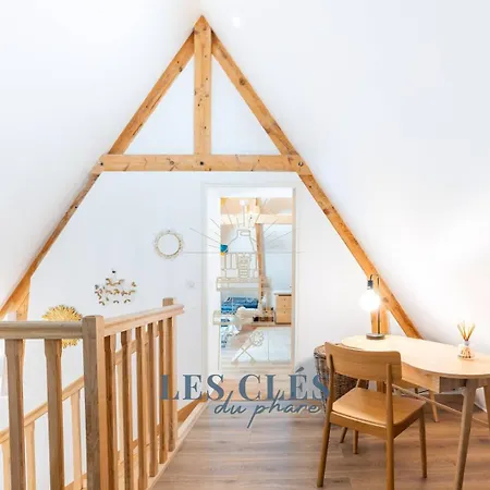 Villa, Age Quod Agis Вилла *